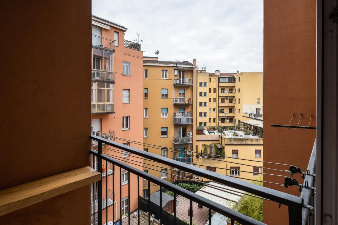 Delia'S Studios In The City Center By Wonderful Italy Болонья Экстерьер фото