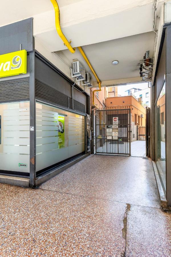 Delia'S Studios In The City Center By Wonderful Italy Болонья Экстерьер фото